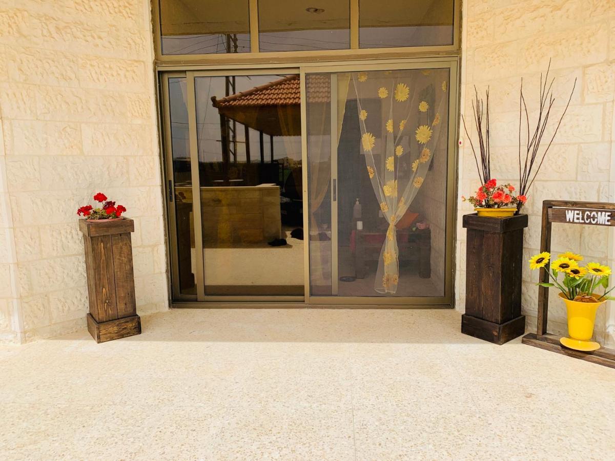Laura'S Modern Villa Madaba Zewnętrze zdjęcie