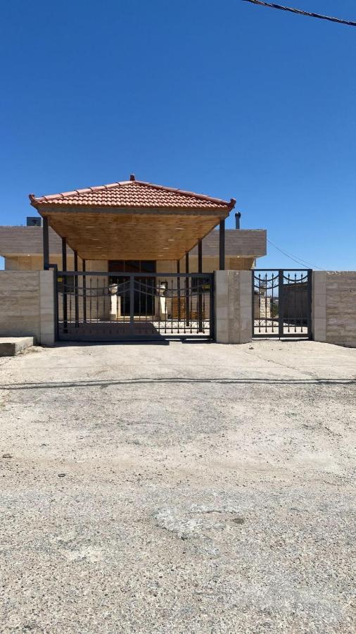 Laura'S Modern Villa Madaba Zewnętrze zdjęcie